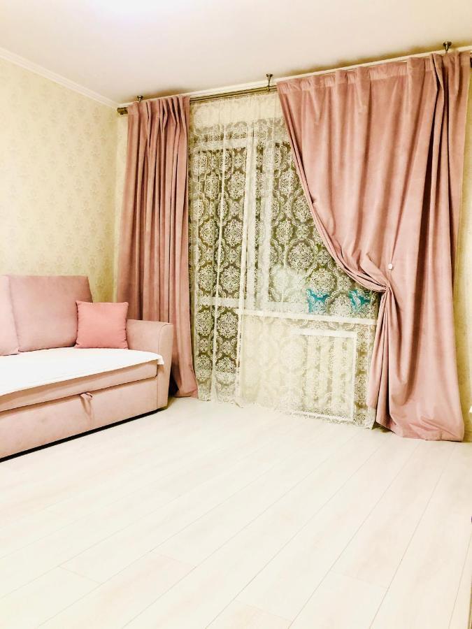 Classic Apartment Boryspilʼ 外观 照片